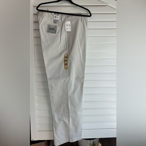 Men’s Dockers easy khaki classic fit flat front pants 38X32